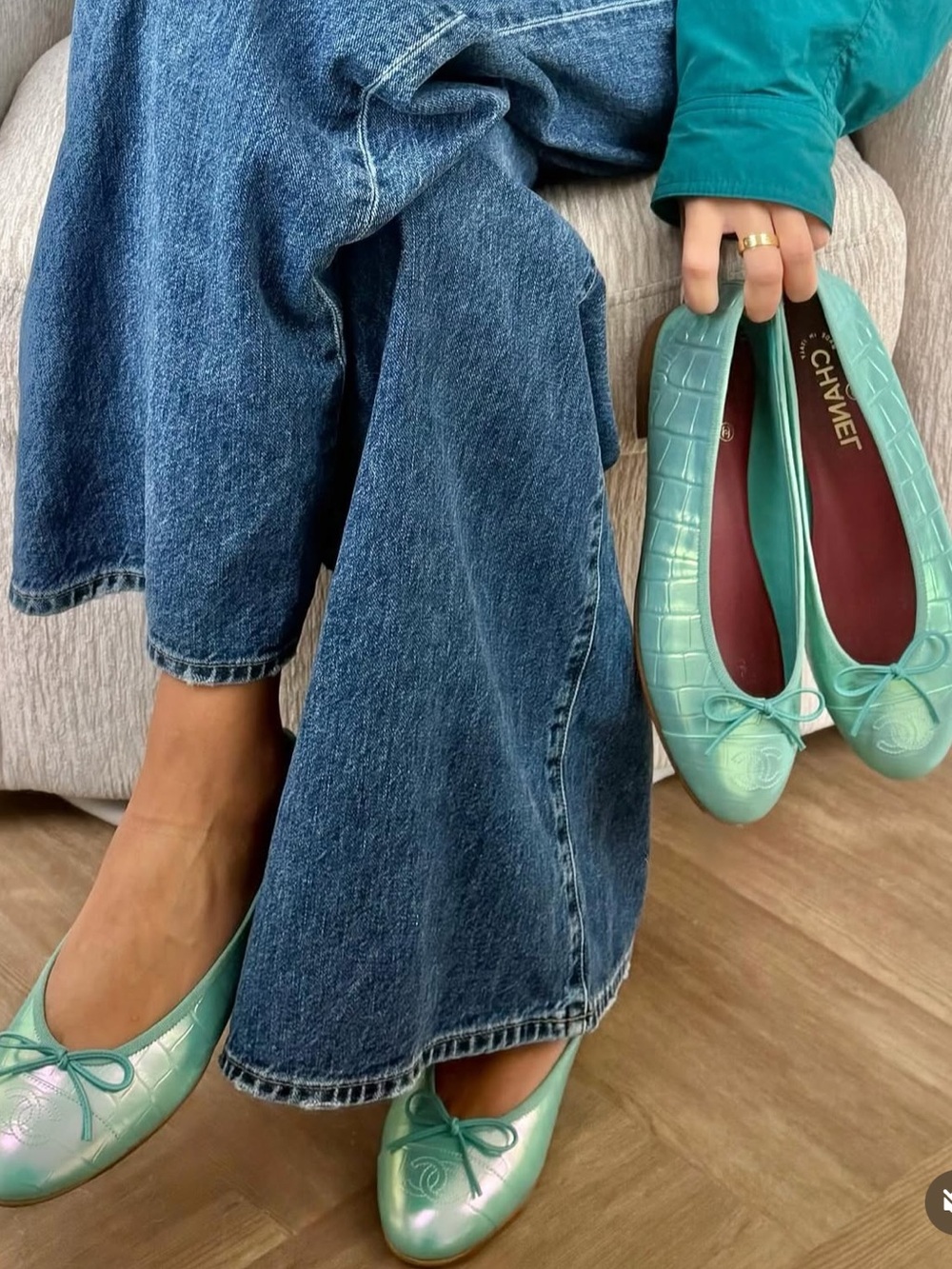 Chanel 26k Green Ballet Flats